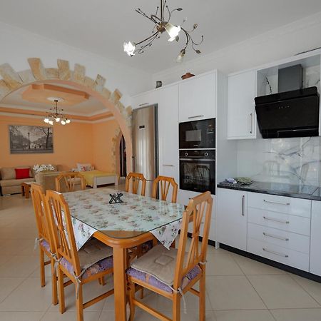 Kristal Apartments คซามิล ภายนอก รูปภาพ