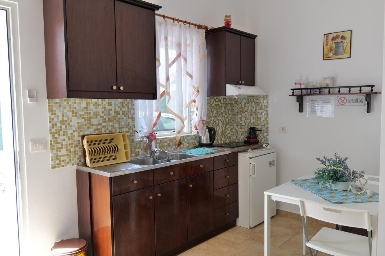 Kristal Apartments คซามิล ภายนอก รูปภาพ