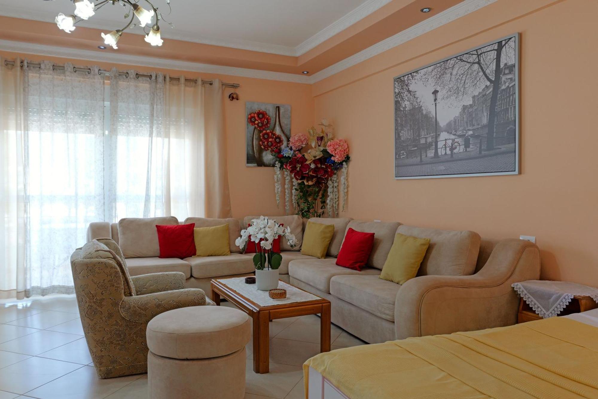 Kristal Apartments คซามิล ภายนอก รูปภาพ