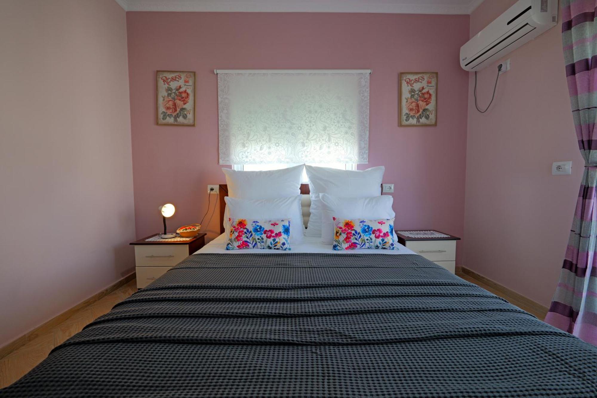 Kristal Apartments คซามิล ภายนอก รูปภาพ